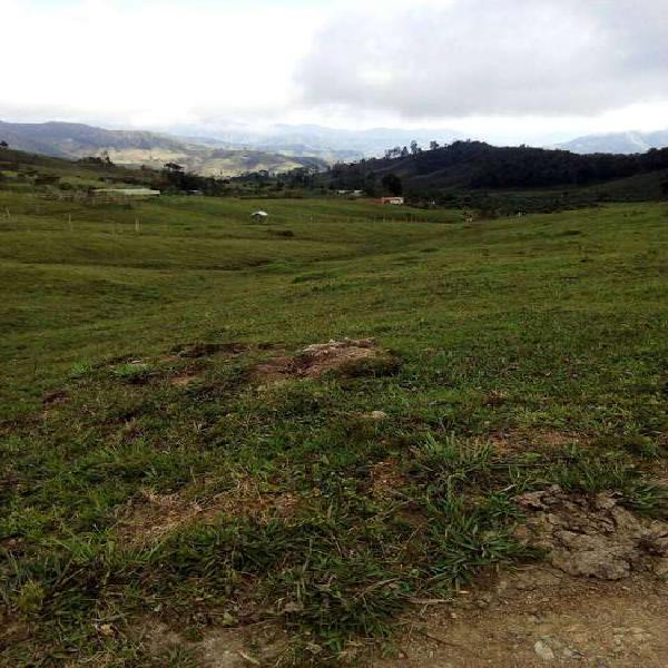 Finca en venta de 7.5 Ha, Urrao, Antioquia