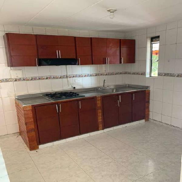 Venta de casa en conjunto bosques de vizcaya, villavicencio