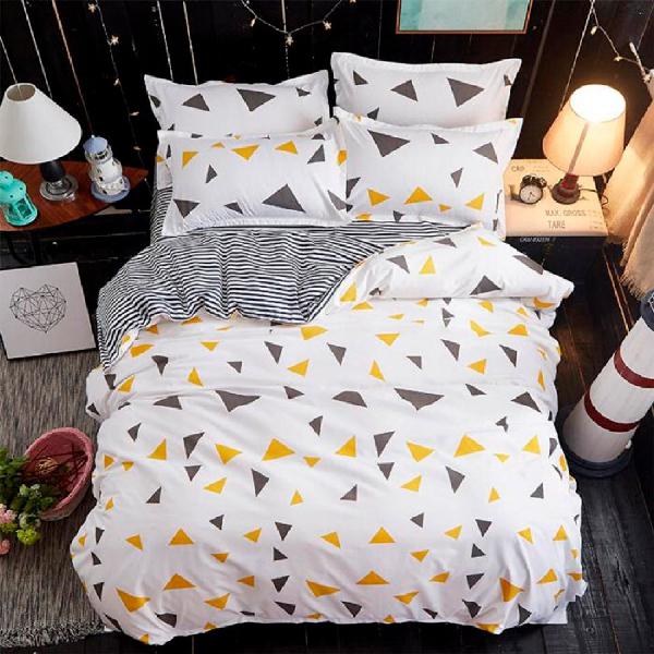 Liquidación - Set Duvet + Sabana Ajustable Triangulos -