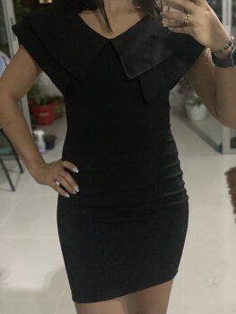 Vestido negro corto